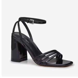 NEW Calvin Klein Quiva Strappy Patent Sandals Shoes